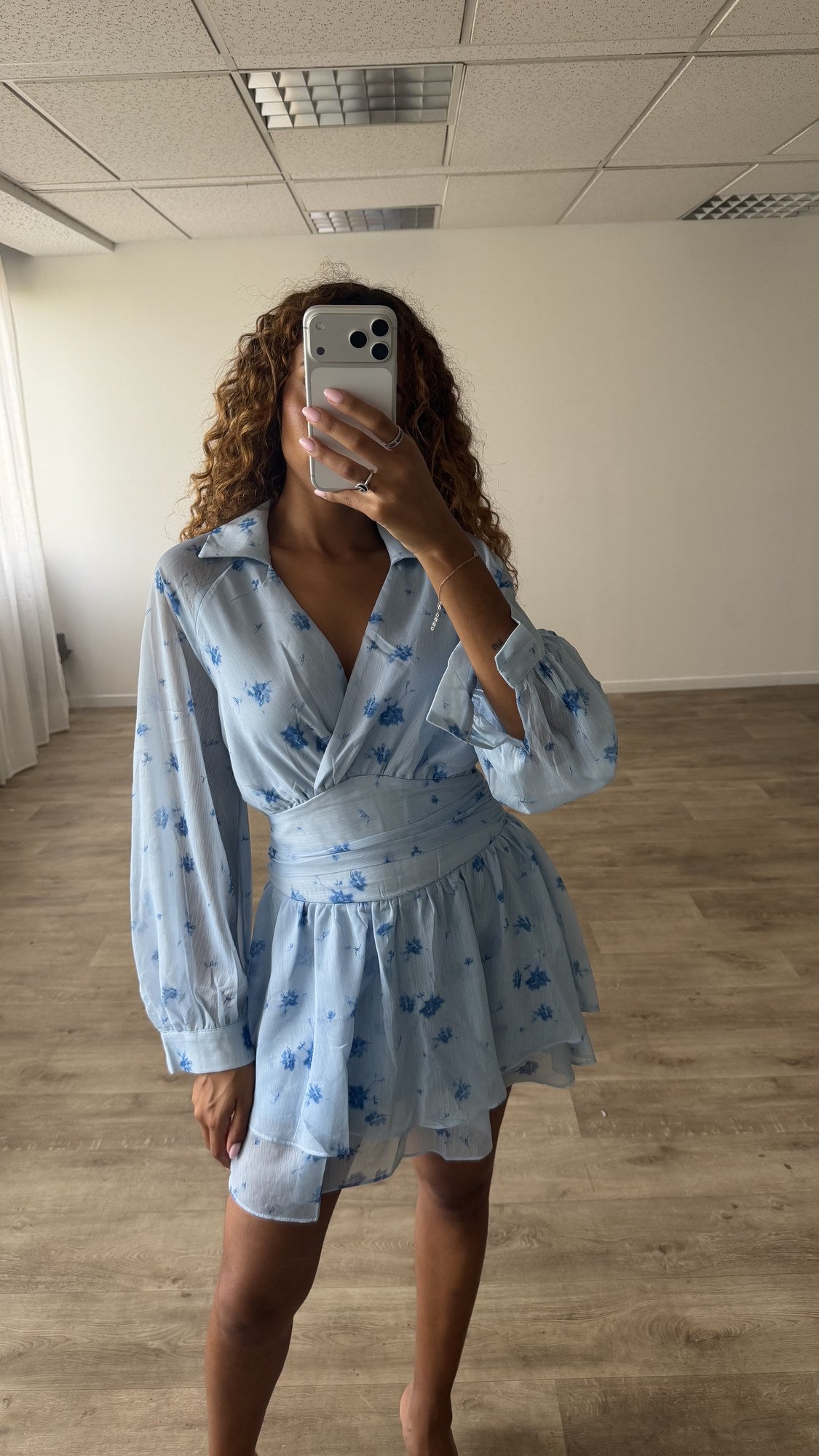 Robe fleurie bleu ciel - dos