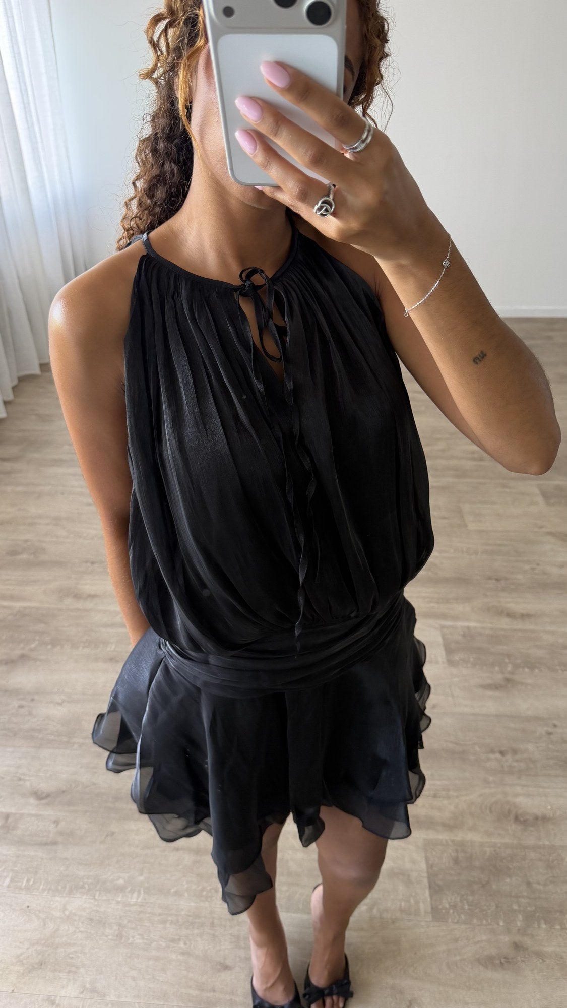 La petite robe noire - détail
